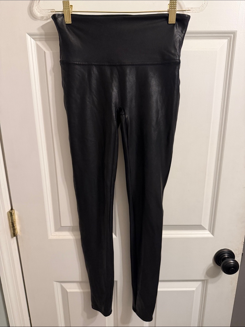 Spanx High-Waist Black shiny Leggings - Women Pants & Jumpsuits